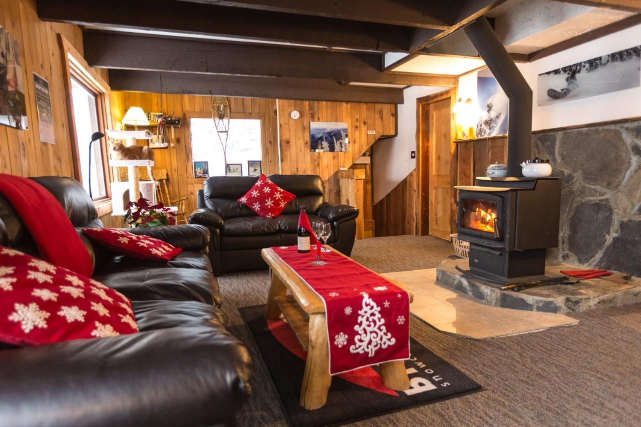 Red Shutter Inn Rossland Esterno foto