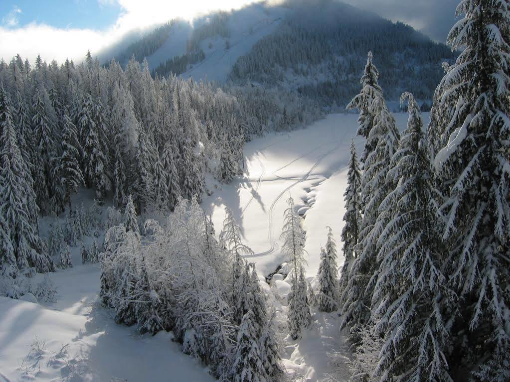 Red Shutter Inn Rossland Esterno foto